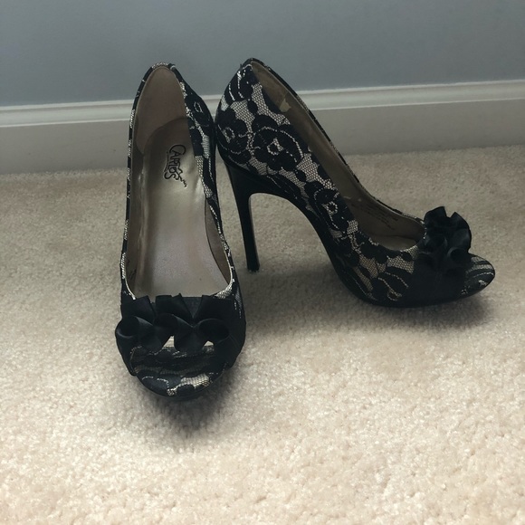 Black Lace Peep Toe Pump - Picture 2 of 6